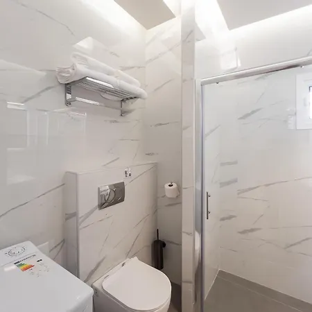 Lejlighed Minimal Palace *