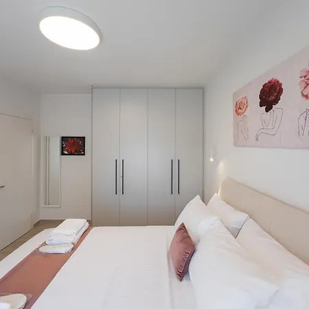 Apartman Minimal Palace Tríkala
