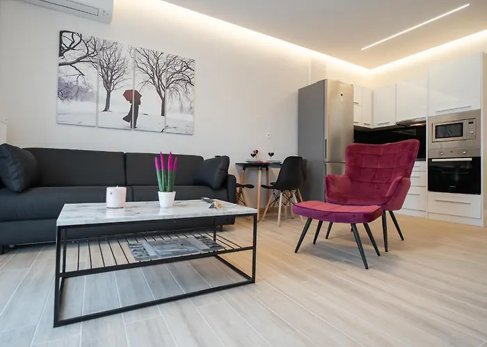 Minimal Palace Tríkala